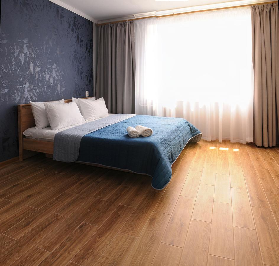 Scandinavian Poltava Apartments With 2 Rooms, 3 Beds 1 Sofa Extérieur photo